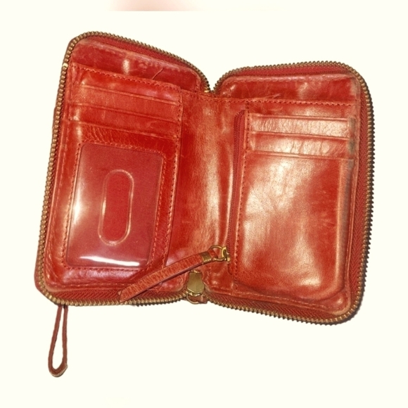 Elliott Lucca Red Leather Woven Zip Around Wristlet Wallet - Picture 2 of 8